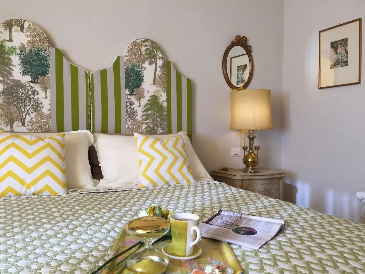 Bed & Breakfast B&B Theodora Frascati